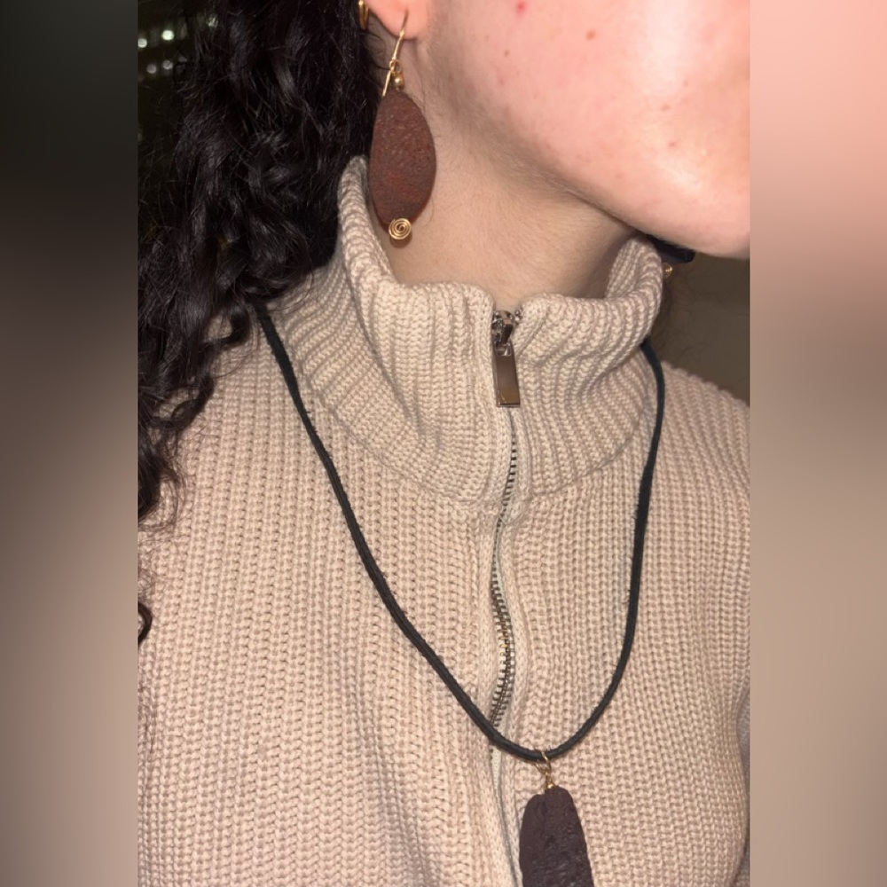 Black and Gold Rustic Pendant Necklace and earrings set